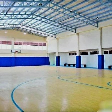 The Lancris Residences, 2 Bedrooms, 1 Bathroom, Living-Room, Kitchen & Pool Is Free Paranaque City Екстериор снимка